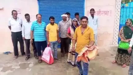 टीकमगढ़: कुंडेश्वर में राशन वितरण बंद, पर्ची कटने के बाद भी लोगों को नहीं मिल रहा राशन #jansamasya