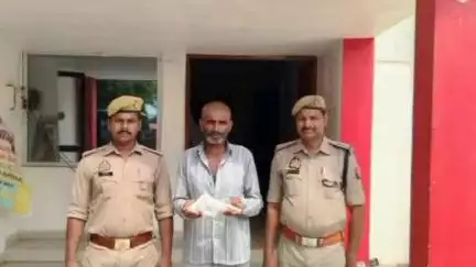कर्वी: चौकी सीतापुर पुलिस टीम ने 1 अभियुक्त को 1 अदद तमंचा 315 बोर और 2 अदद जिन्दा कारतूस 315 बोर के साथ किया गिरफ्तार