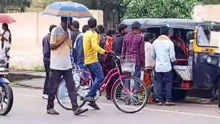 ବାଲିଗୁଡା: ବାଲିଗୁଡା ଥାନା ସ୍ରମ୍ମୁଖରେ ଦୁଇ ଗୋଷ୍ଠି ଗଣ୍ଡଗଳ