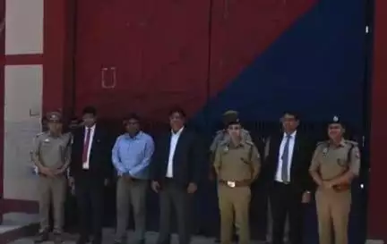 नौगढ़: जिला जज ने जिलाधिकारी आदि के साथ जिला कारागार का किया औचक निरीक्षण