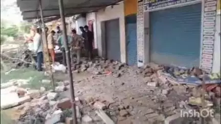 बलरामपुर: परसपुर चौराहे पर पुलिस वाहन की टक्कर से बरामदे में सो रहे एक व्यक्ति की मौत