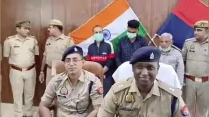 बुलंदशहर: पुलिस लाइन सभागार में एसपी सिटी शंकर प्रसाद ने प्रेसवार्ता कर ईरानी गैंग का किया खुलासा, गिरोह के तीन सदस्य हुए गिरफ्तार