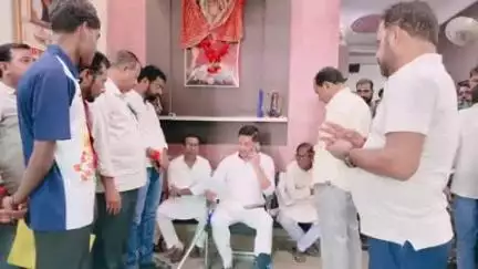बेरमो: ढोरी, बेरमो विधायक ने सुनी क्षेत्र की समस्या, समाधान करने का दिया हर संभव भरोसा