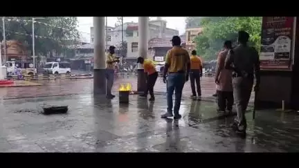 बुरहानपुर नगर: बुरहानपुर में मध्य रेल नागरी सुरक्षा संगठन ने रेल कर्मचारियों को DGM के नेतृत्व में दिया प्रशिक्षण