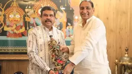 दादरी विधायक तेजपाल नागर ने दी केंद्रीय शिक्षा मंत्री धर्मेंद्र प्रधान को जन्मदिन की शुभकामनाएं