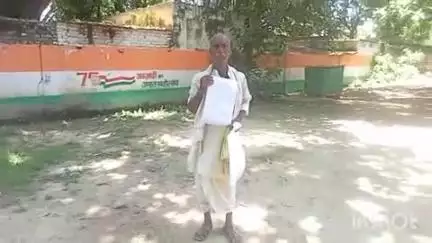 धौरहरा: कटैला पुरवा गांव में दबंगों ने पीड़ित की खेत की मेड तोड़कर किया अवैध कब्जा, पीड़ित ने उच्च अधिकारियों से की शिकायत