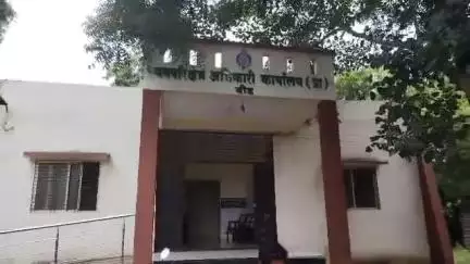 तालुक्यात लाकडी मशीनवर नियमांचे उल्लंघन होत असल्याने वन विभागास तक्रार
