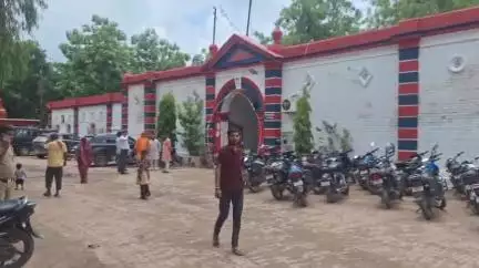गाज़ीपुर: कल से शुरू होने वाले मोहर्रम पर्व को लेकर प्रशासन सतर्क, 763 स्थानों पर ताजिया रखने की तैयारी, पीस कमेटी की बैठकें जारी