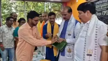 ব্যারাকপুর ২: পশ্চিমবঙ্গে জরুরি অবস্থার মতো পরিস্থিতি চলছে ব্যারাকপুরের দলীয় কর্মসূচিতে যোগদান করে বললেন কেন্দ্রীয় প্রতিমন্ত্রী অজয়