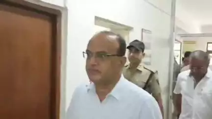 अजमेर: नवनियुक्त संभागीय आयुक्त शक्ति सिंह राठौड़ ने किया पदभार ग्रहण, प्रशासनिक अधिकारियों ने किया स्वागत