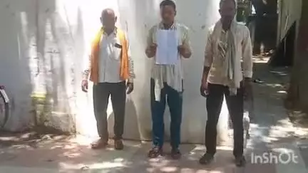 धौरहरा: मिलिक गांव के पीड़ित ने उचित दर विक्रेता द्वारा राशन कम देने और घटतौली की शिकायत की, लेकिन नहीं हुई कोई कार्यवाही