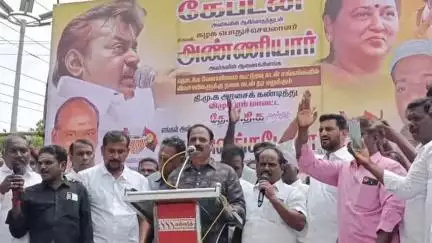 திருக்கோயிலூர்: பெரியாரையும்,அண்ணாவையும் இழிவுப்படுத்தும் எவராலும் தமிழகத்தில் ஆட்சி செய்ய முடியாது - திருக்கோவிலூரில் முன்னாள் எம்.எல்.ஏ வெங்கடேசன் பேட்டி