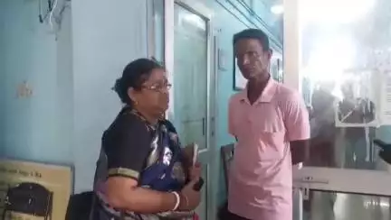 মেদিনীপুর: ভূয়ো নিয়োগপত্র নিয়ে স্বাস্থ্য দপ্তরে চাকরির জন্য হাজির মহিলা! হাজির সিএমওএইচ অফিসে
