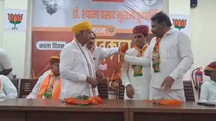 नागौर: नागौर पहुंचे केंद्रीय कृषि राज्यमंत्री भागीरथ चौधरी का बीजेपी जिलाध्यक्ष सहित पदाधिकारियों ने किया स्वागत