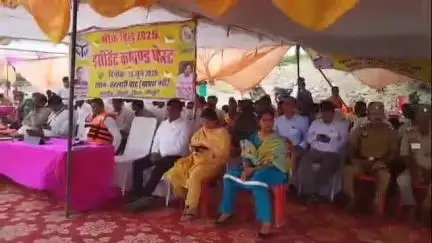 बिसवां: चहलारी घाट पर मॉक ड्रिल के माध्यम से बाढ़ पूर्व किया गया बचाव कार्य, यह एक पूर्वाभ्यास था
