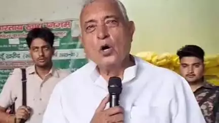 रुन्नी सैदपुर: बंगाही रामनगर में सांसद ने जनसुनवाई में लोगों की समस्याएं सुनीं
