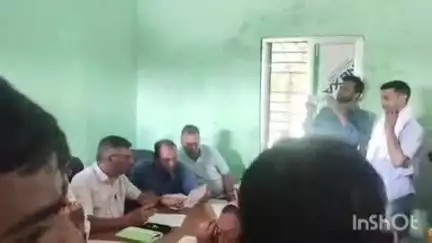 नावकोठी: पहसारा पूर्वी पंचायत के पंचायत भवन गम्हरिया में आमसभा का आयोजन, तीन आशा कार्यकर्ता चयनित