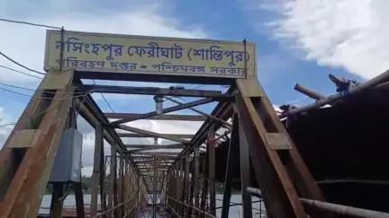 শান্তিপুর: শান্তিপুরের হরিপুর পঞ্চায়েত প্রধানের বিরুদ্ধে মাটি কেটে বিক্রি করে দেওয়ার অভিযোগ করলেন খোদ পঞ্চায়েত সমিতির সভাপতি