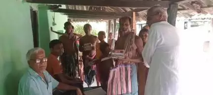 কেশপুর: জগন্নাথপুর এলাকাতে জগন্নাথ মন্দিরের প্রসাদ বিলি! প্রসাদ নিলেন কেশপুরের চল্লিশ হাজার মানুষ