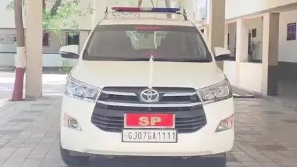 નડિયાદ: શહેરના બે પોલીસ સ્ટેશન વિસ્તારમાં ઘડફોડ ચોરીમાં શકમંદ બાઇકના આધારે પોલીસે ઇસમને ઝડપ્યો