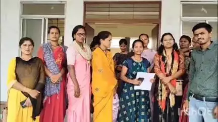 भैंसदेही: 4 माह से वेतन न मिलने पर भैंसदेही ब्लॉक के पेसा मोबिलाइजर संघ ने अनिश्चितकालीन हड़ताल को लेकर सीईओ को सौंपा ज्ञापन