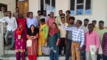 पौड़ी: कोटद्वार में पार्षद द्वारा सफाई कर्मचारी के साथ अभद्रता के मामले में पौड़ी में स्वच्छकार कर्मचारी संघ ने जताया रोष