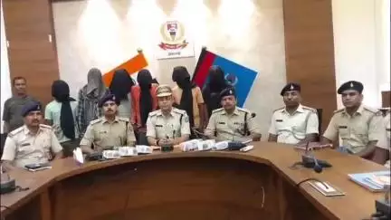रामगढ़: भदानीनगर रेलवे साइडिंग गोलीबारी मामले में पुलिस ने 6 आरोपियों को न्यायिक हिरासत में भेजा, एसपी ने की प्रेस कॉन्फ़्रेंस