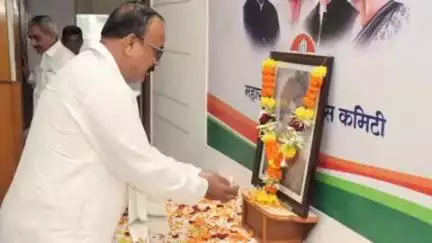 बुलढाणा: मुंबई येथे छत्रपती शाहू महाराज यांच्या जयंतीनिमित्त काँग्रेस प्रदेशाध्यक्ष हर्षवर्धन सपकाळ यांनी केले अभिवादन
