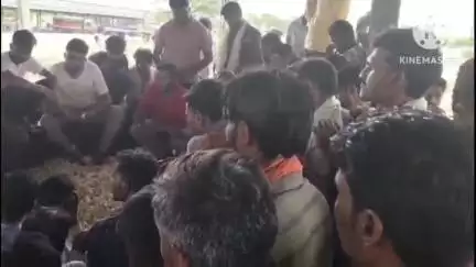छबड़ा: छबड़ा मंडी में लहसुन की डाक लगाने के बाद तोलने से मना करने पर माहौल गरमाया