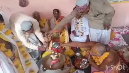 विदिशा नगर: मनोरा धाम में 27 जून को निकलेगी रथ यात्रा, बाल गोपाल का हुआ भव्य अभिषेक