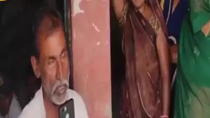 हुज़ूर: लक्ष्मणपुर गांव में नशे में धुत उचित मूल्य दुकान के सेल्समैन का वीडियो वायरल, 3 माह से अनाज के लिए भटक रहे हितग्राही