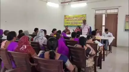 जौरा: जौरा सिविल हॉस्पिटल में अंतर्राष्ट्रीय नशा निरोधक दिवस पर आशा कार्यकर्ताओं को किया जागरूक