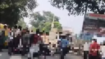 बिलग्राम: सैलापुर मोड़ के पास दो बाइकों की भिड़ंत में अधेड़ की मौत, चार लोग घायल, पुलिस ने कराया पोस्टमार्टम