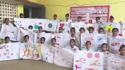 डूंगरपुर: सिकल सेल एनीमिया के प्रति जागरूकता बढ़ाने के लिए एनएम प्रशिक्षण केंद्र में हुई पोस्टर प्रतियोगिता