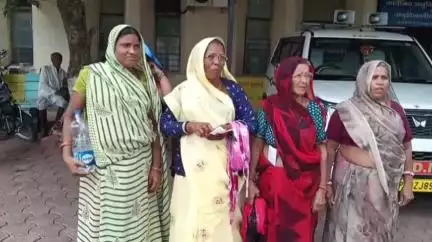 शाजापुर: वार्ड क्रमांक 5 में बदहाल सड़क और नाली व्यवस्था से परेशान निवासियों ने कलेक्टर से की शिकायत
