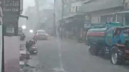 खंडवा: खंडवा में मूसलाधार बारिश से जनजीवन अस्तव्यस्त