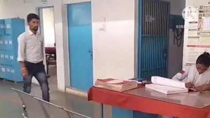 पंधाना: नानखेड़ा में शांति भंग करने के आरोप में 44 वर्षीय व्यक्ति गिरफ्तार, न्यायालय भेजा गया