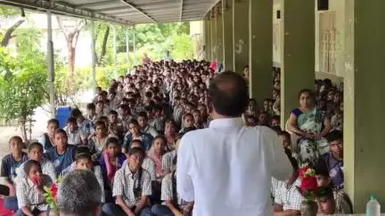 ઝઘડિયા: રાજપારડી ડી પી શાહ વિદ્યામંદિર શાળા ખાતે કન્યા કેળવણી મહોત્સવ અને શાળા પ્રવેશોત્સવની ઉજવણી સાંસદ ના અધ્યક્ષસ્થાને કરાઈ .