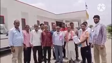 डीडवाना: अंबापा के ग्रामीणों ने रास्ता खुलवाने की मांग को लेकर जिला कलेक्टर को ज्ञापन दिया, एक व्यक्ति ने रास्ता बंद कर दिया