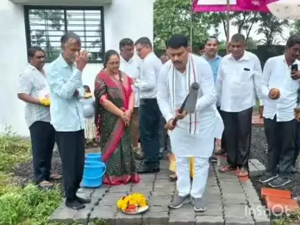 માંગરોળ: પાલોદ ધામડોદ નાના બોરસરા સહિતના ગામોમાં ધારાસભ્ય ગણપતસિંહ વસાવાના હસ્તે ૧.૨૦ કરોડના વિકાસ કામોનું ખાતમુરત લોકાર્પણ કરાયુ