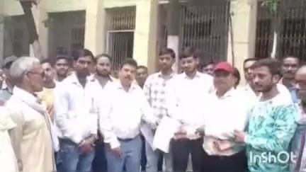 तिल्दा: सांकरा में प्रस्तावित श्री नाकोड़ा इस्पात एंड पॉवर प्राइवेट लिमिटेड का ग्रामीणों ने किया घोर विरोध, हुए एकजुट