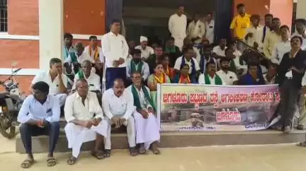 ಜಗಳೂರು: ಪಟ್ಟಣದ ಮುಖ್ಯ ರಸ್ತೆ 60 ಅಡಿ ಅಗಲೀಕರಣಕ್ಕೆ ಆಗ್ರಹಿಸಿ ಜೂ.30ರಂದು ಅಹೋರಾತ್ರಿ ಧರಣಿ: ಜಗಳೂರಲ್ಲಿ ರಸ್ತೆ ಹೋರಾಟ ಸಮಿತಿ ಅಧ್ಯಕ್ಷ ಓಬಯ್ಯ