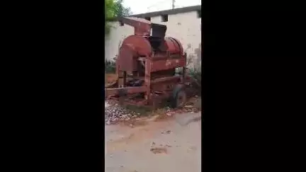 हमीरपुर: पारा रैपुरा में तालाब पर कब्जा करने का विरोध करना पड़ा महंगा, दबंग ने युवक को जान से मारने की दी धमकी