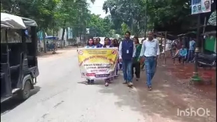 लातेहार: नशा मुक्त समाज के निर्माण के लिए लातेहार में गुरुवार सुबह 11 बजे सड़कों पर उतरे छात्र-छात्राएं