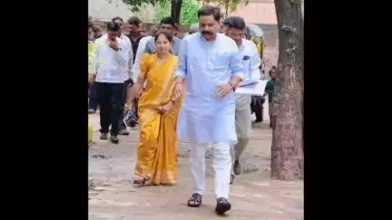 મહેમદાવાદ: સિહુંજ ગામે  કન્યાશાળામાં ધારાસભ્યશ્રી અર્જુનસિંહ ચૌહાણની ઉપસ્થતીમાં શાળા પ્રવેશોત્સવ કેળવણી વર્ષ 2025 કાર્યક્રમ યોજાયો