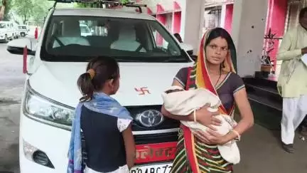 रायसेन: नसबंदी के बाद भी संतान होने पर ग्राम बरजोरपुर की महिला ने कलेक्टर से लगाई मदद की गुहार