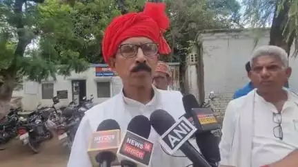 देेेवरिया: सपा सांसद रमाशंकर विद्यार्थी ने बीजेपी पर साधा निशाना, कहा- यूपी में जंगलराज कायम है