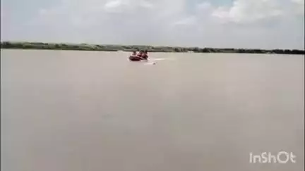 कासगंज: कांवड़ मेला को लेकर लहरा गंगा घाट पर पीएसी फ्लड यूनिट के जवानों ने की मॉक ड्रिल