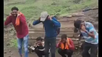 महू बड़गोंदा क्षेत्र के पाताल पानी में प्रतिबंधित क्षेत्र में घुसे युवकों को पुलिस ने सिखाया सबक