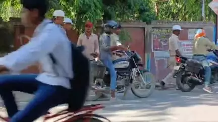 बेतिया: बेतिया में वाहन जांच अभियान, ₹1 लाख 26 हजार का जुर्माना वसूला गया